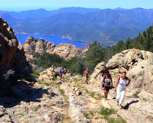 Jour 1 : En montant au Capu d'Ortu (1294 m) Jour 1 : En montant au Capu d'Ortu (1294 m)