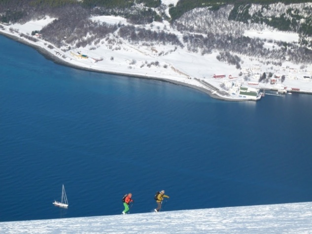 Skier à partir d'un bateau sur les fjords de Norvège... ça donne ça !
