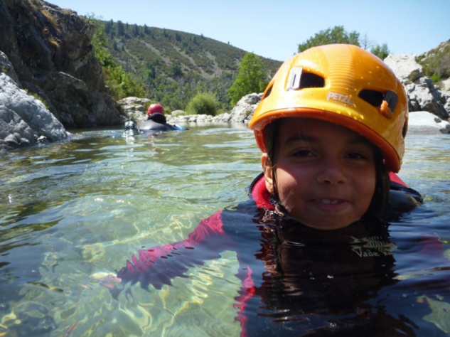 Canyon en famille en Corse Canyon en famille en Corse